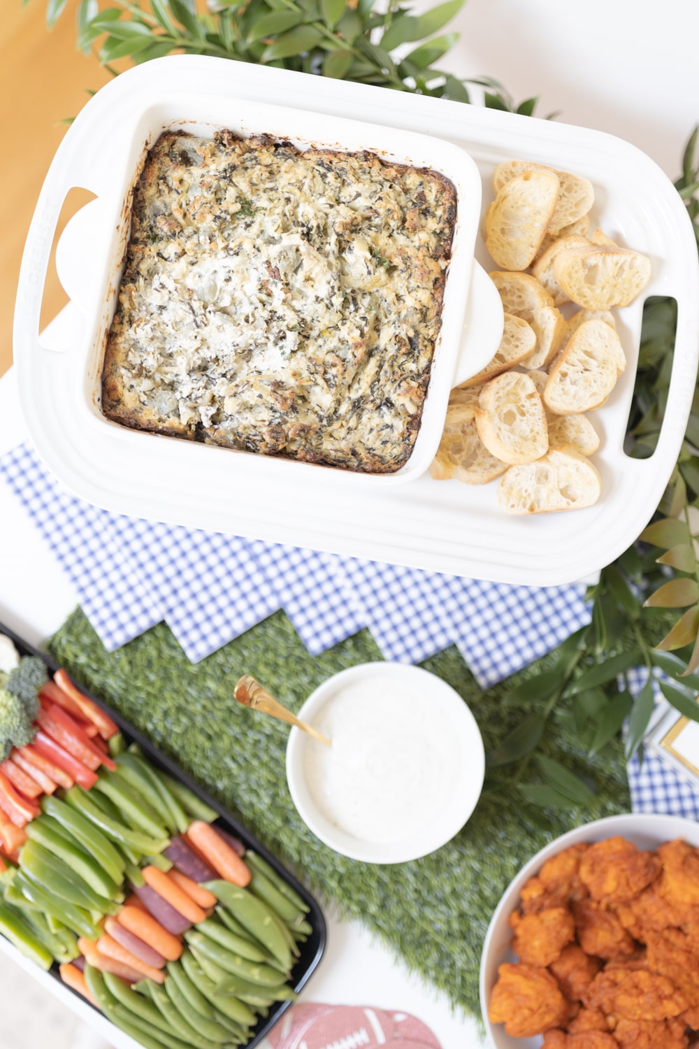 Blogger Stephanie Ziajka shows what to serve with baked spinach dip on Diary of a Debutante