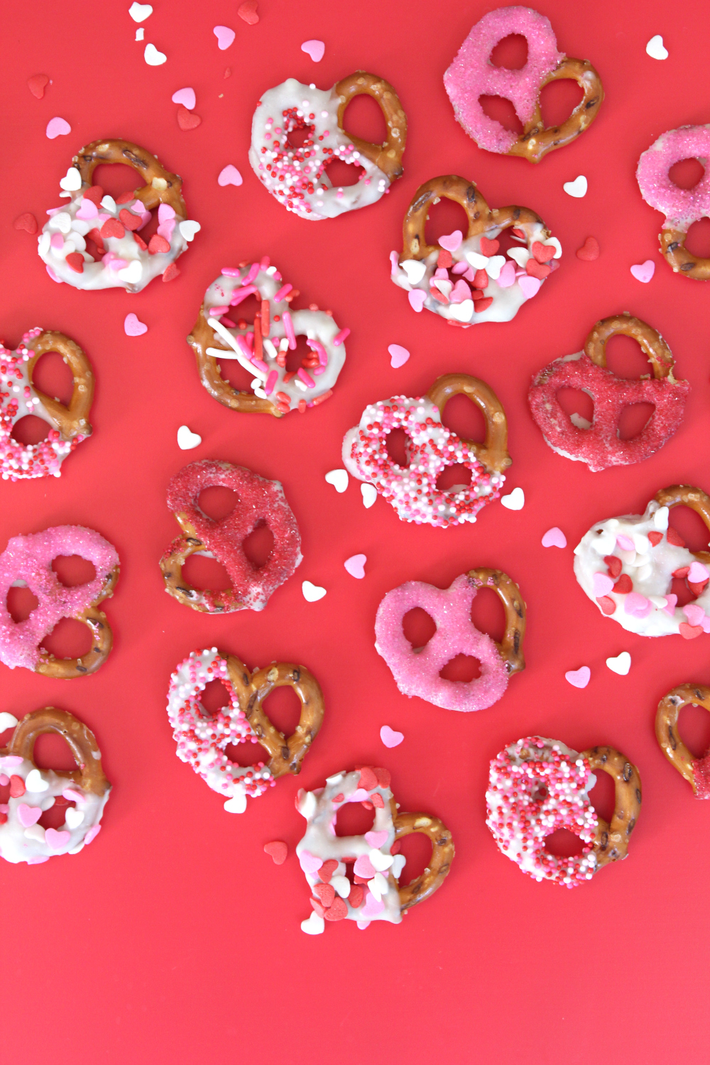 Blogger Stephanie Ziajka shares one of her favorite no bake valentine treats on Diary of a Debutante