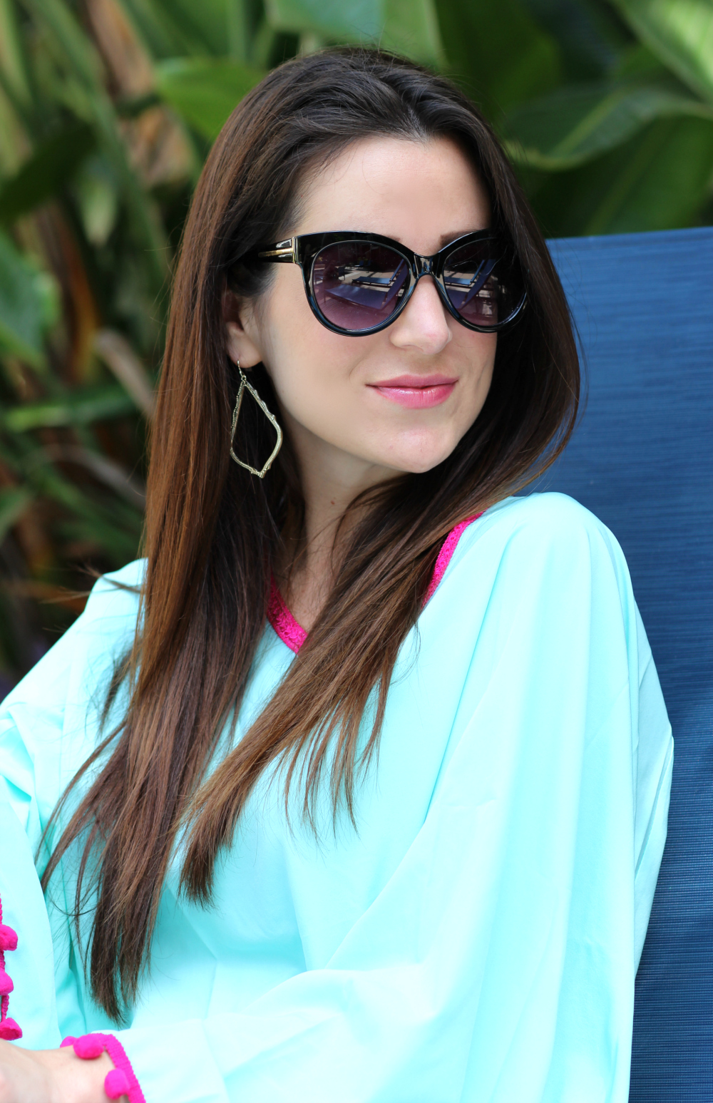 Kendra Scott gold Sophee earrings and cat eye sunglasses styled by affordable fashion blogger Stephanie Ziajka on Diary of a Debutante