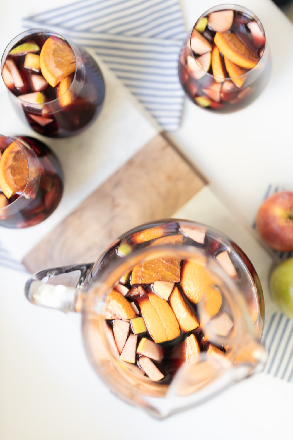 Best fall sangria recipe by blogger Stephanie Ziajka on Diary of a Debutante
