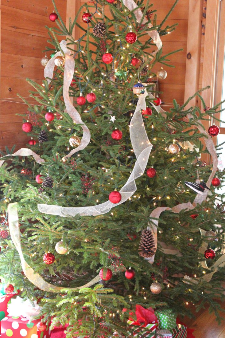 Affordable Country Christmas Decor Tips | Diary of a Debutante