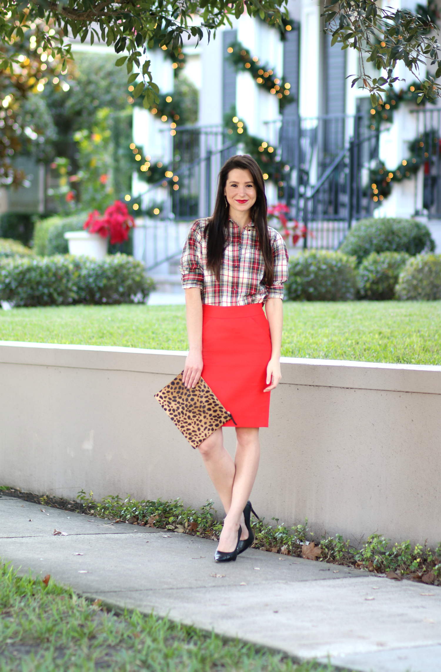 How to wear a red pencil skirt to work during the holidays