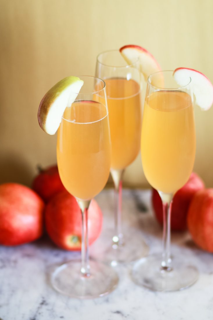 Festive Apple Cider Cocktail: Apple Cider Bellinis | Diary of a Debutante