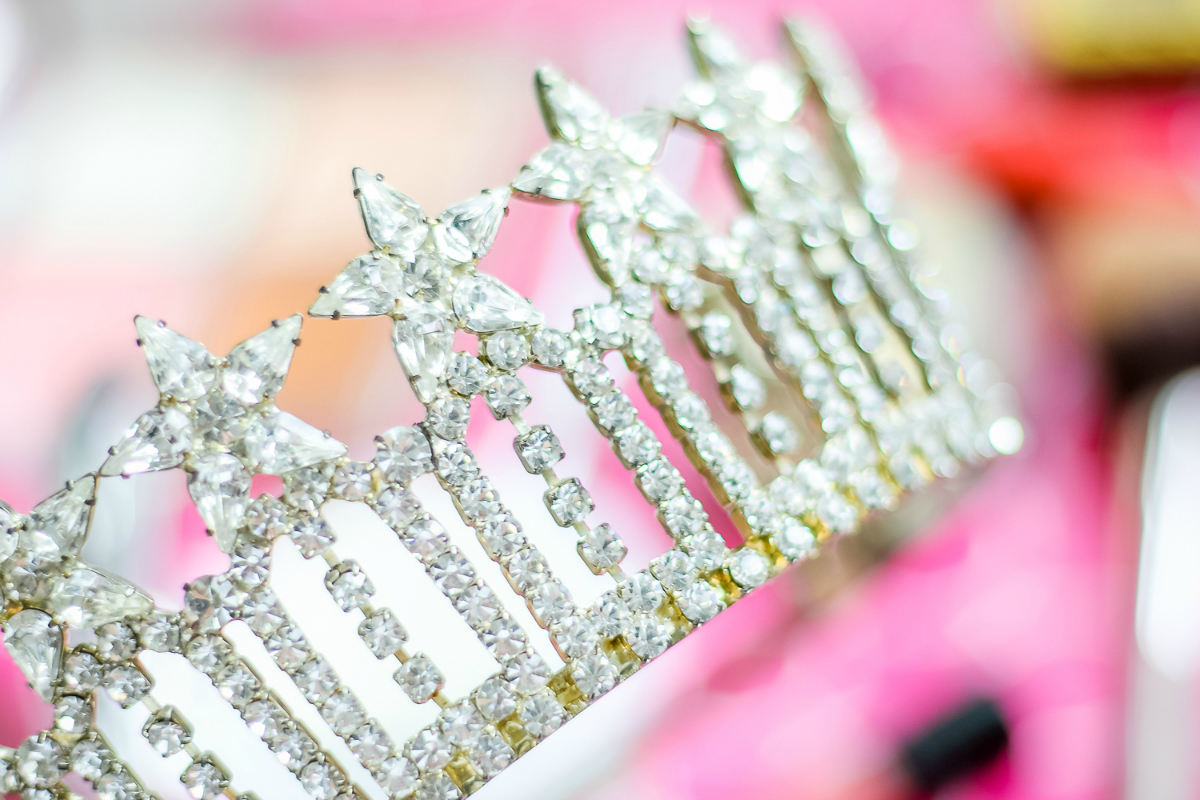 9 best kept beauty queen secrets by beauty blogger and retired pageant queen Stephanie Ziajka from Diary of a Debutante