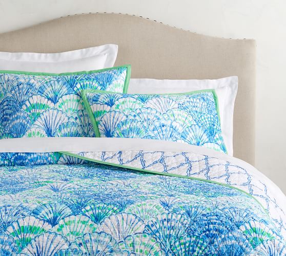 The best of the Lilly Pulitzer for Pottery Barn Home Collection by southern lifestyle blogger Stephanie Ziajka from Diary of a Debutante, Lilly Pulitzer for Pottery Barn review, Lilly Pulitzer for PB Teen review