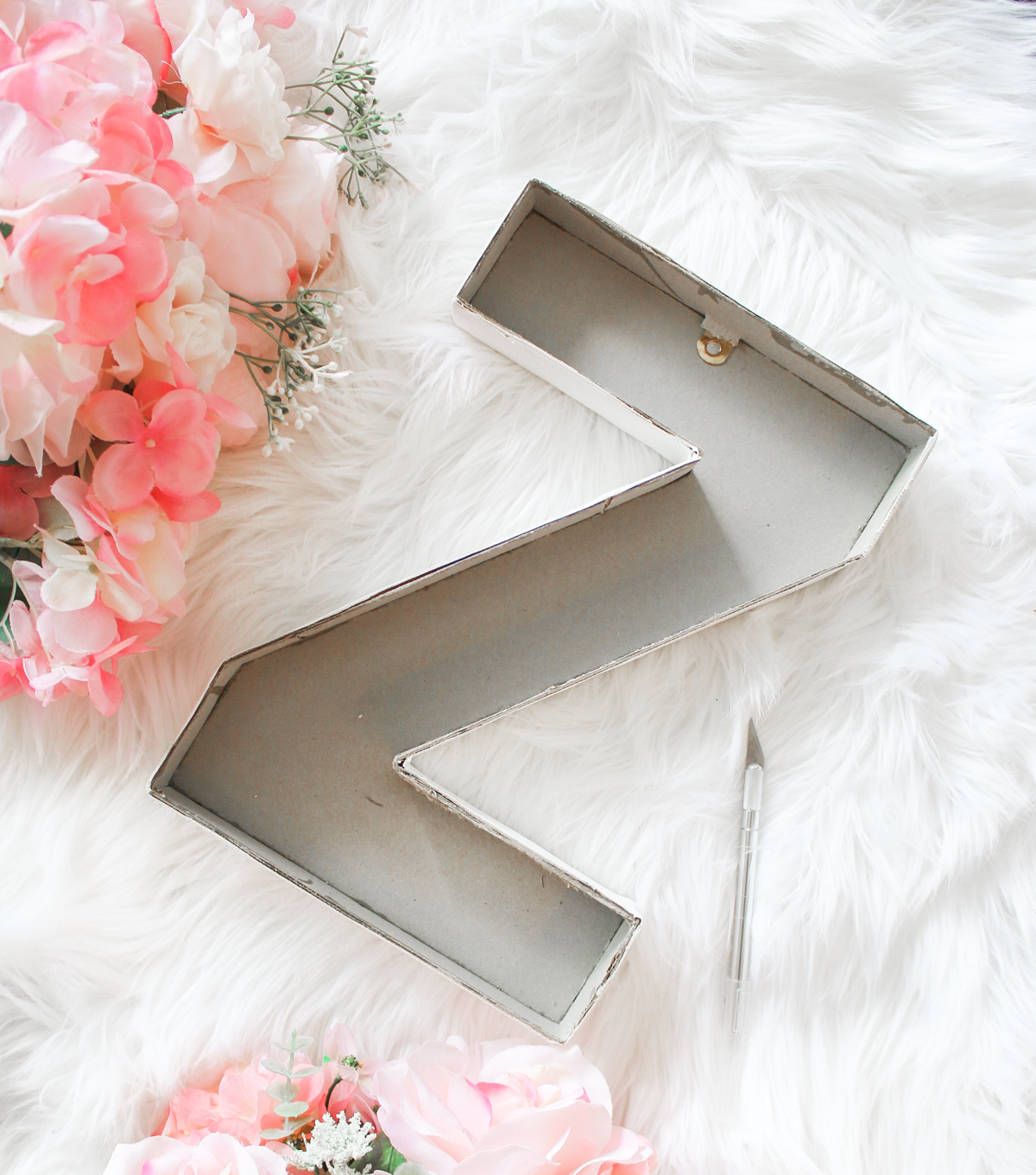 DIY Floral Monogrammed Door Hanger by southern lifestyle blogger Stephanie Ziajka from Diary of a Debutante, DIY birthday gifts for her, diy monogram door hanger, diy monogram letters