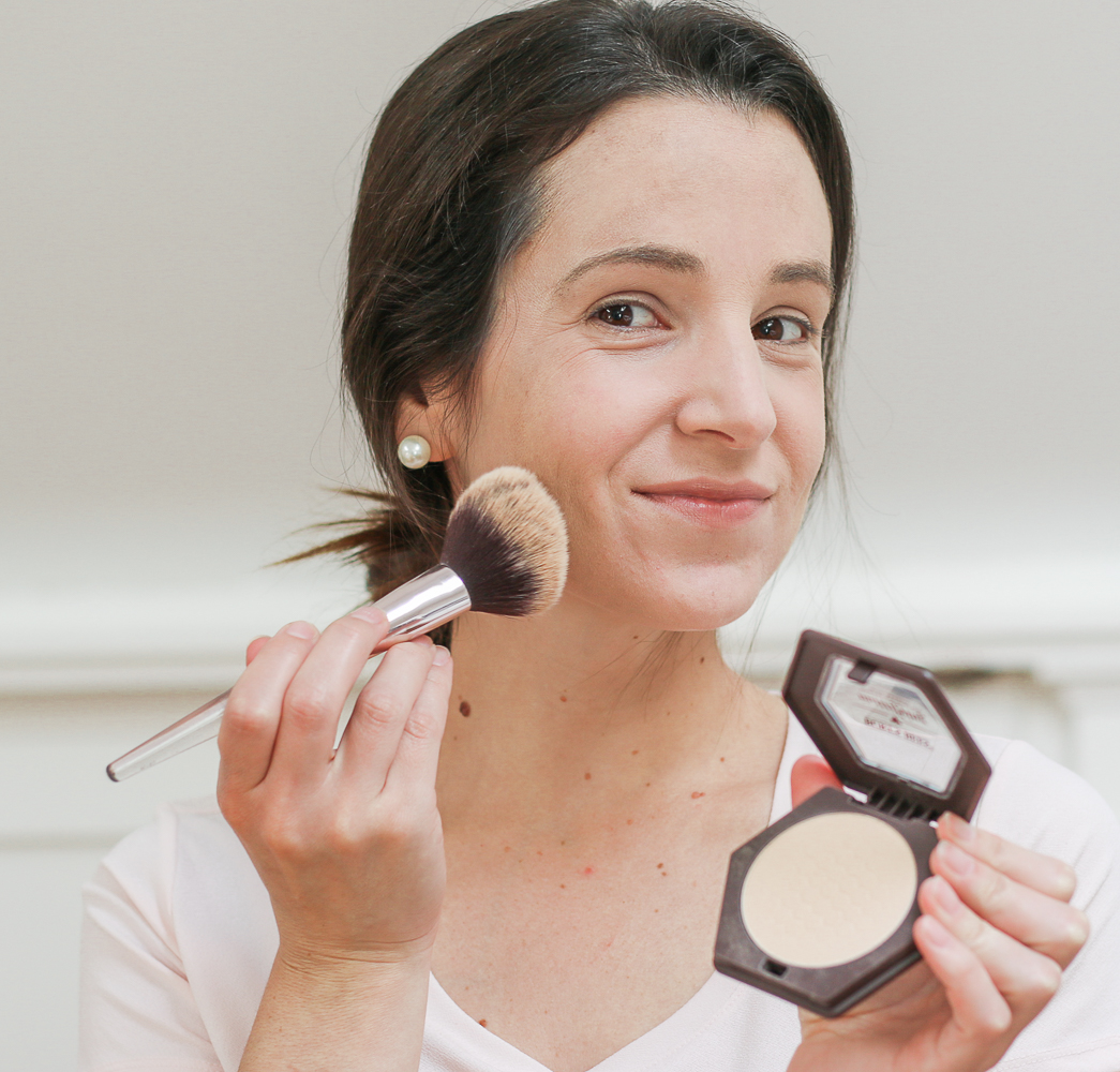Minimal Makeup Routine, Burt's Bees Minimal Makeup Routine: 7 Cruelty-Free Steps to Looking More Awake by beauty blogger Stephanie Ziajka from Diary of a Debutante, simple makeup routine for school, cruelty free makeup routine, Burt's Bees makeup, Burt's Bees Mattifying Powder