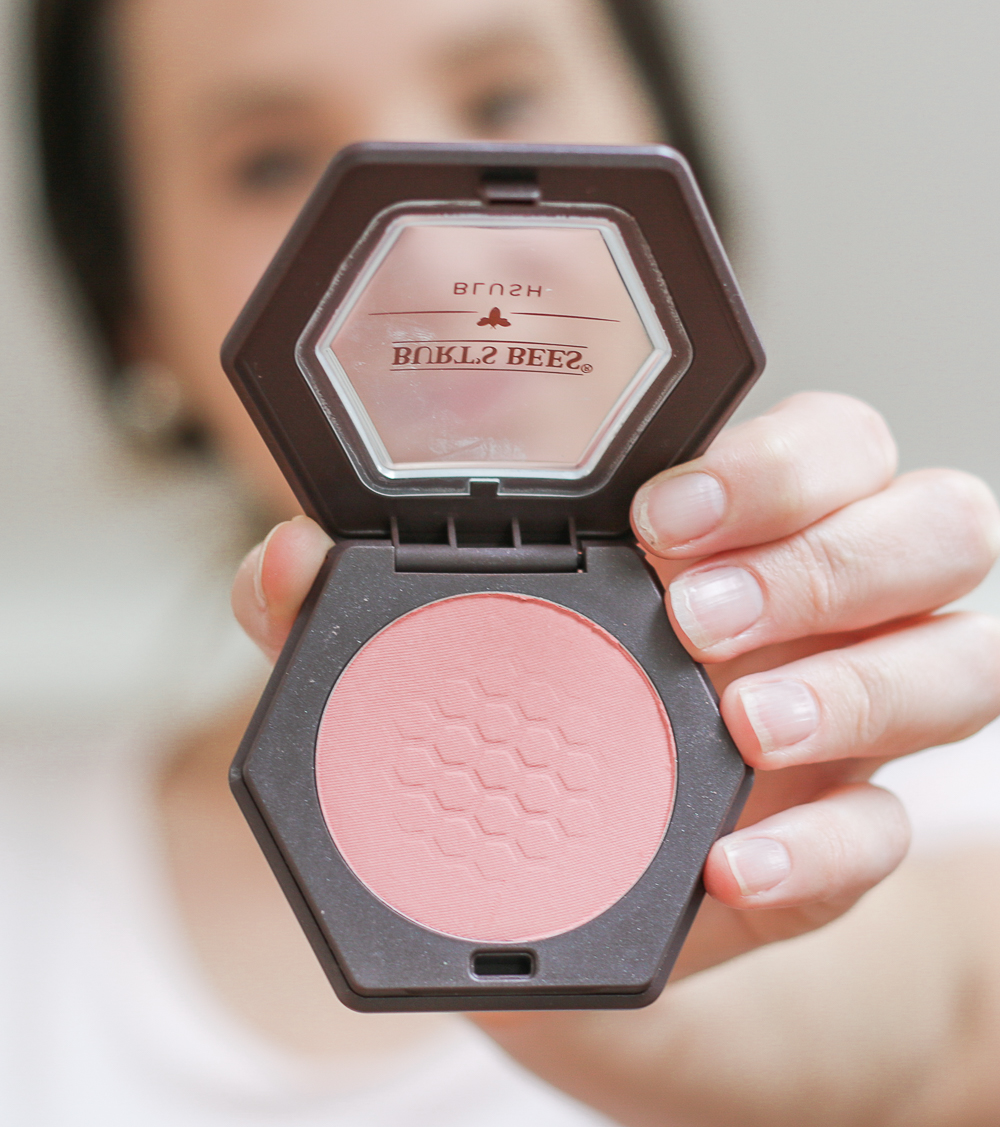 Minimal Makeup Routine, Burt's Bees Minimal Makeup Routine: 7 Cruelty-Free Steps to Looking More Awake by beauty blogger Stephanie Ziajka from Diary of a Debutante, simple makeup routine for school, cruelty free makeup routine, Burt's Bees makeup, Burt's Bees Blush in Sky Pink