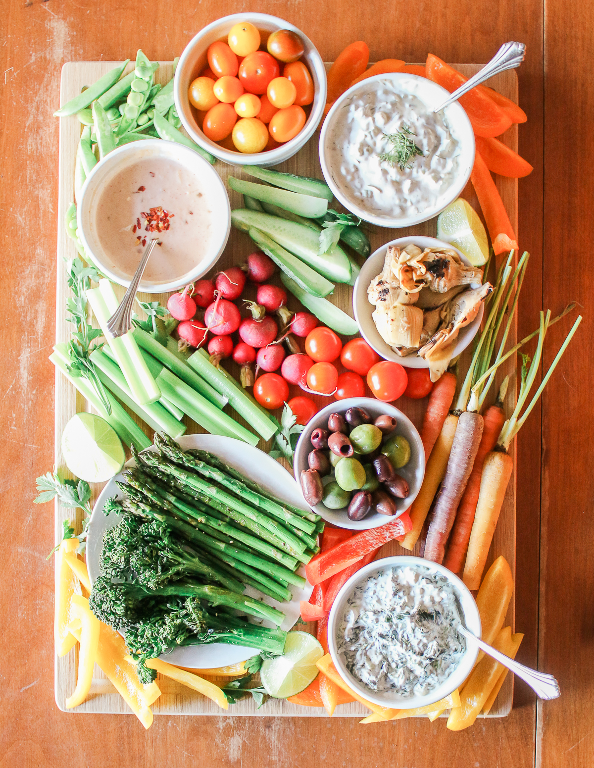 Holiday Hostess Hacks: Guide to the Ultimate Vegetables Crudites Platter by southern lifestyle blogger Stephanie Ziajka from Diary of a Debutante, pretty crudite platter, Hellmann's organic mayonnaise recipes, fresh creamy spinach dip recipe, fresh buffalo dip recipe, fresh dill dip recipe, crudite dip recipes