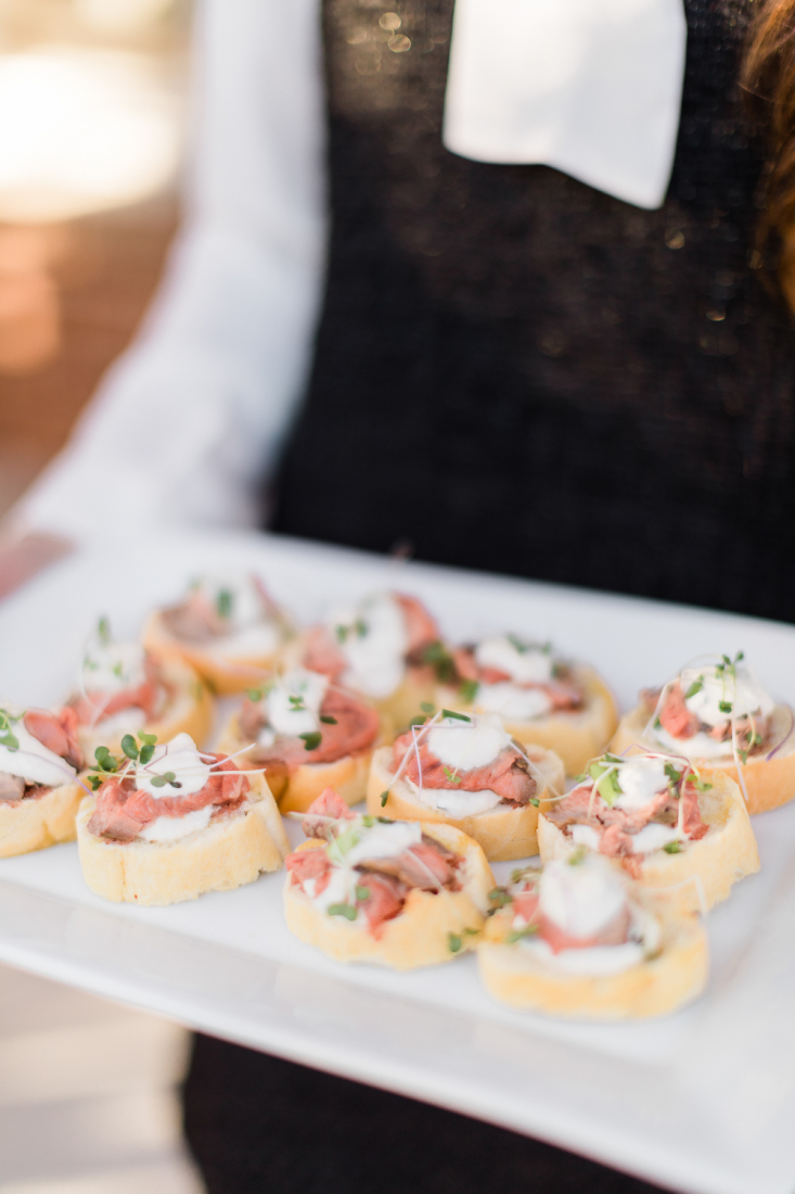 Beef Tenderloin Crostinis Easy Beef Tenderloin Appetizers for a Crowd