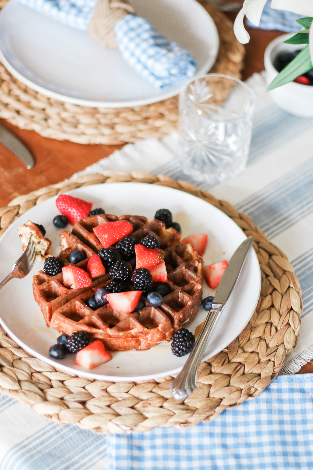 Oatmeal Protein Waffles Recipe, Easy Protein Waffles Recipe for Meal Prepping by Stephanie Ziajka from the healthy southern lifestyle blog Diary of a Debutante, protein waffles recipe easy, protein waffles low carb, protein waffles with oatmeal, cottage cheese, eggs, and egg whites