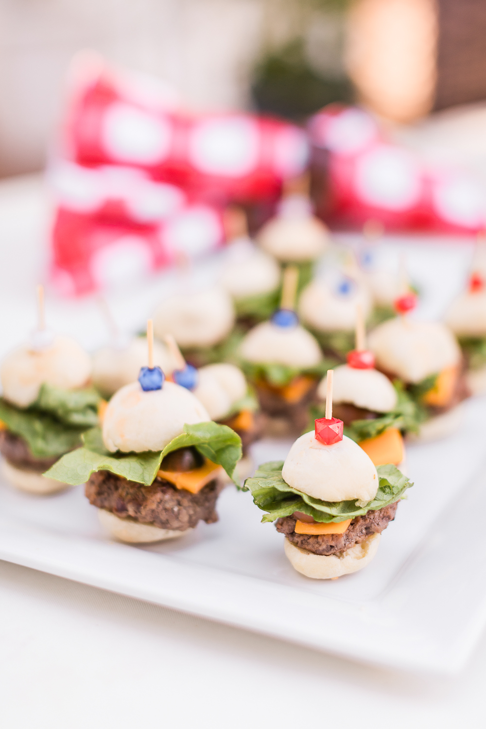 Itty Bitty Mini Cheeseburgers: The Perfect Summer Appetizer by popular Missouri blogger Stephanie Ziajka on Diary of a Debutante, 4th of July mini cheeseburger appetizer, Missouri beef appetizer, simple 4th of July appetizers, red white and blue party picks