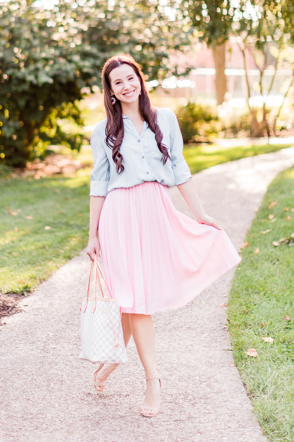 Day to Night: How to Wear a Pink Midi Skirt in the Fall