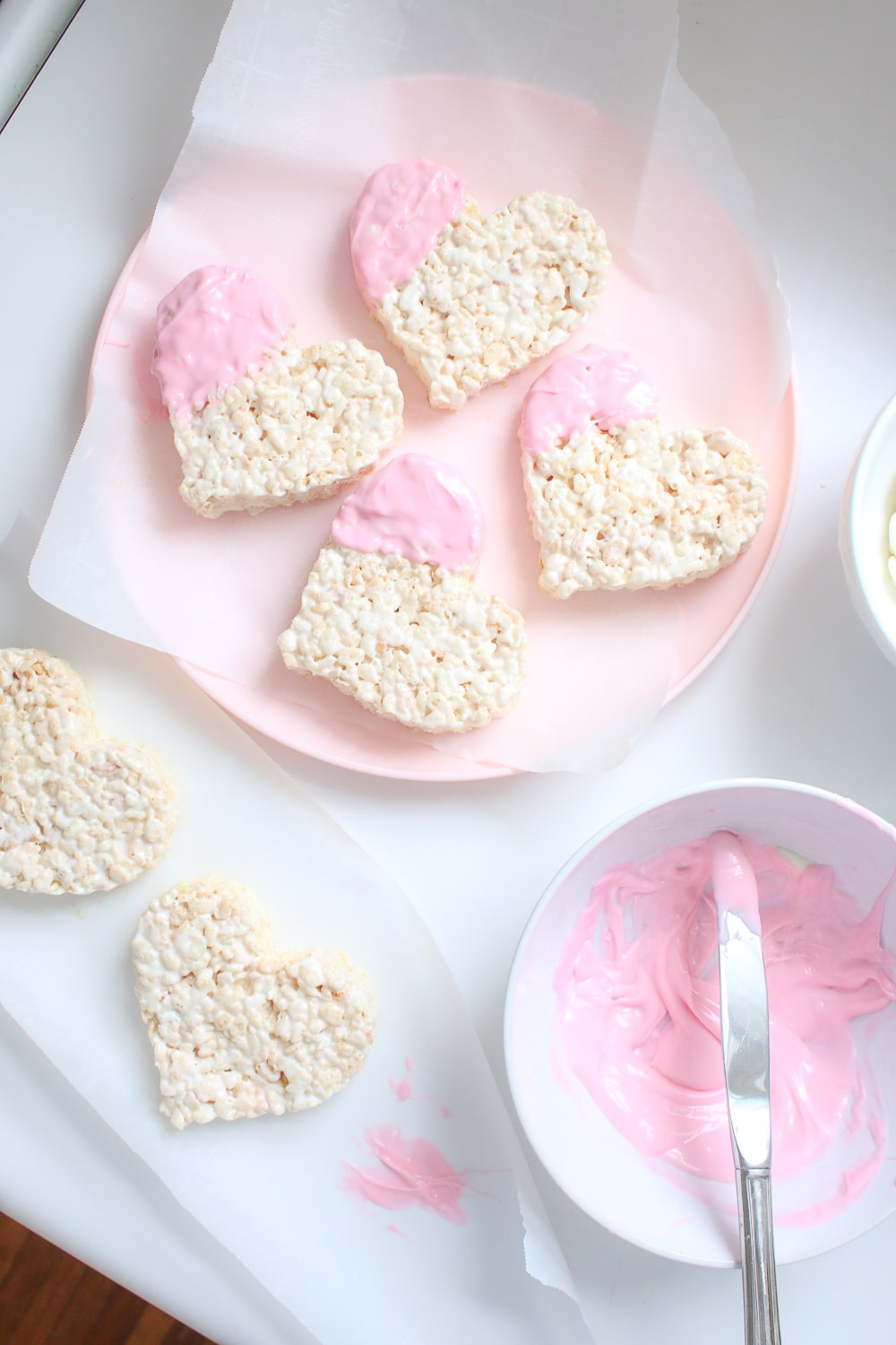 Heart shaped rice krispie treats recipe for Valentine's Day by southern lifestyle blogger Stephanie Ziajka of Diary of a Debutante