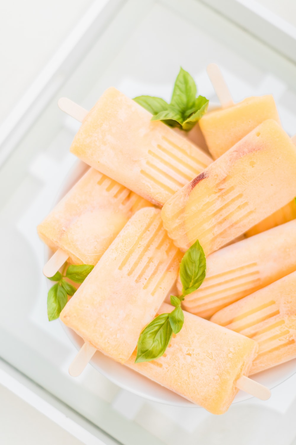 Southern lifestyle blogger Stephanie Ziajka shares a refreshing champagne popsicle recipe on Diary of a Debutante