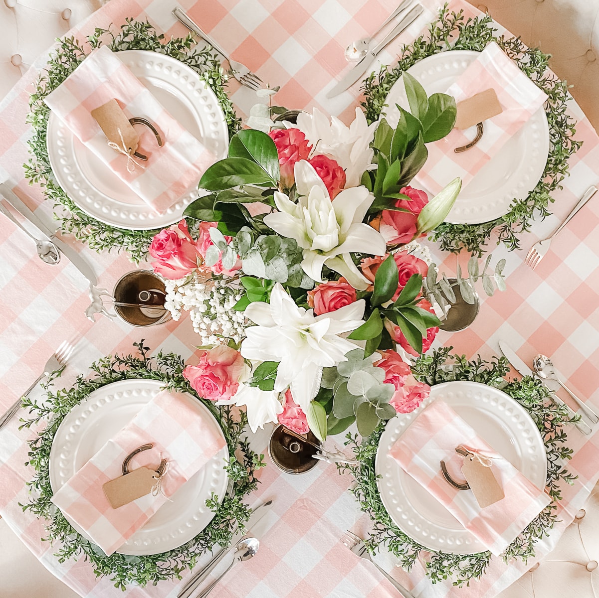 Kentucky Derby party tablescape designed by entertaining blogger Stephanie Ziajka on Diary of a Debutante