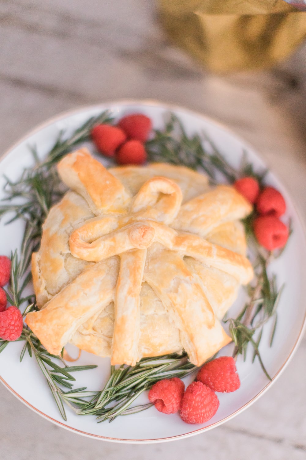 Blogger Stephanie Ziajka shares some ideas for what to serve with baked brie on Diary of a Debutante