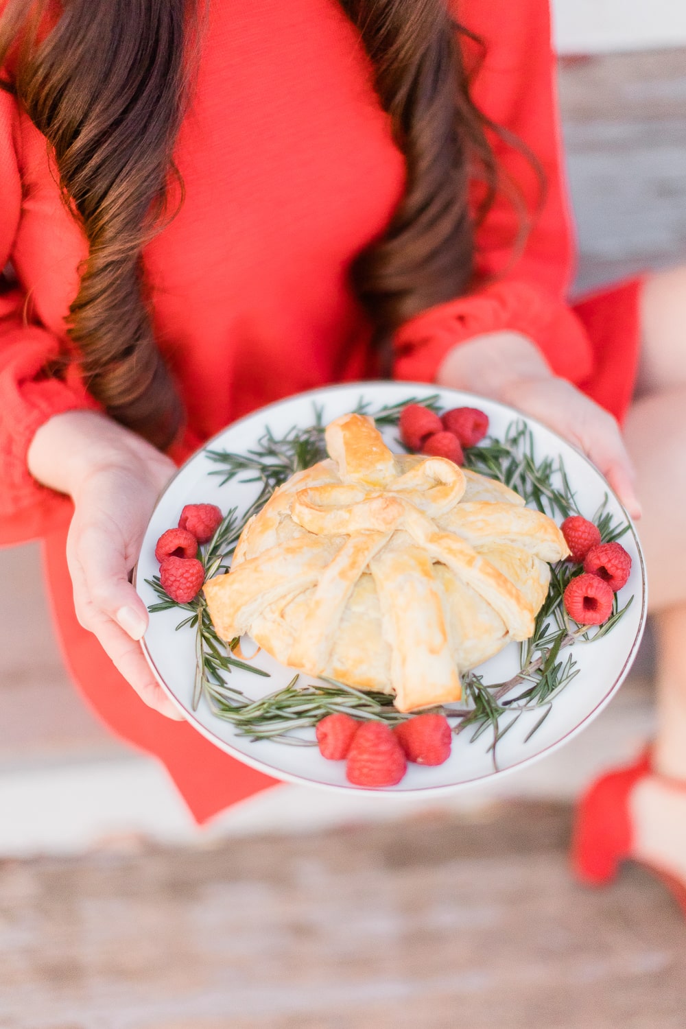 Baked brie with jelly recipe by blogger Stephanie Ziajka on Diary of a Debutante