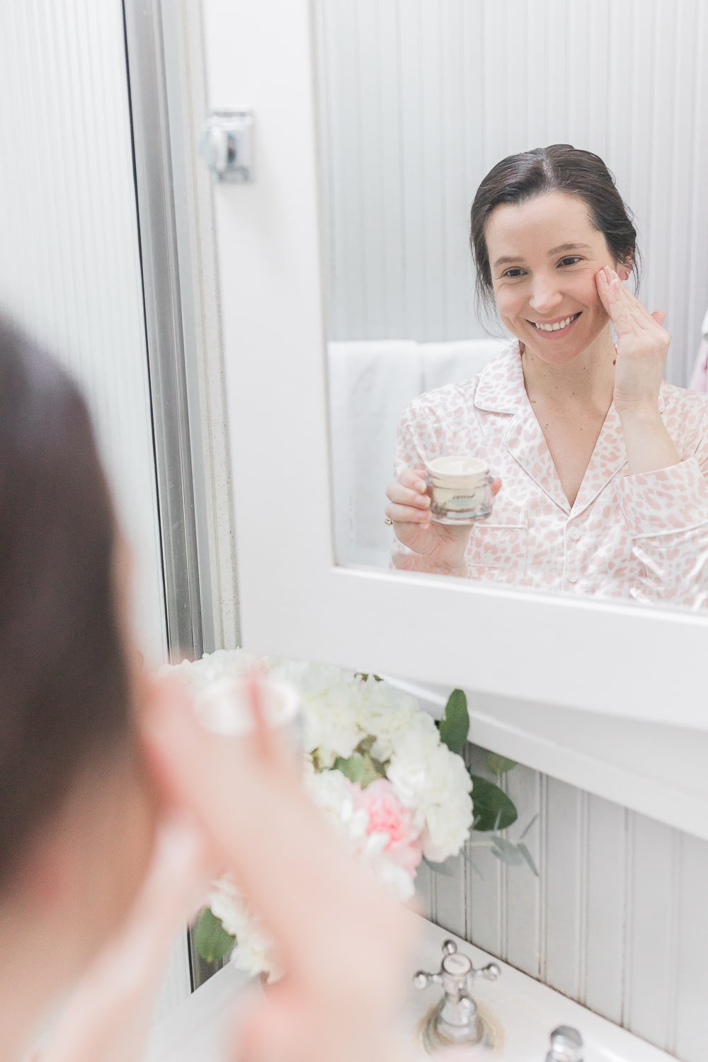 Blogger Stephanie Ziajka shares an Aveeno Calm and Restore Oat Gel Moisturizer review on Diary of a Debutante