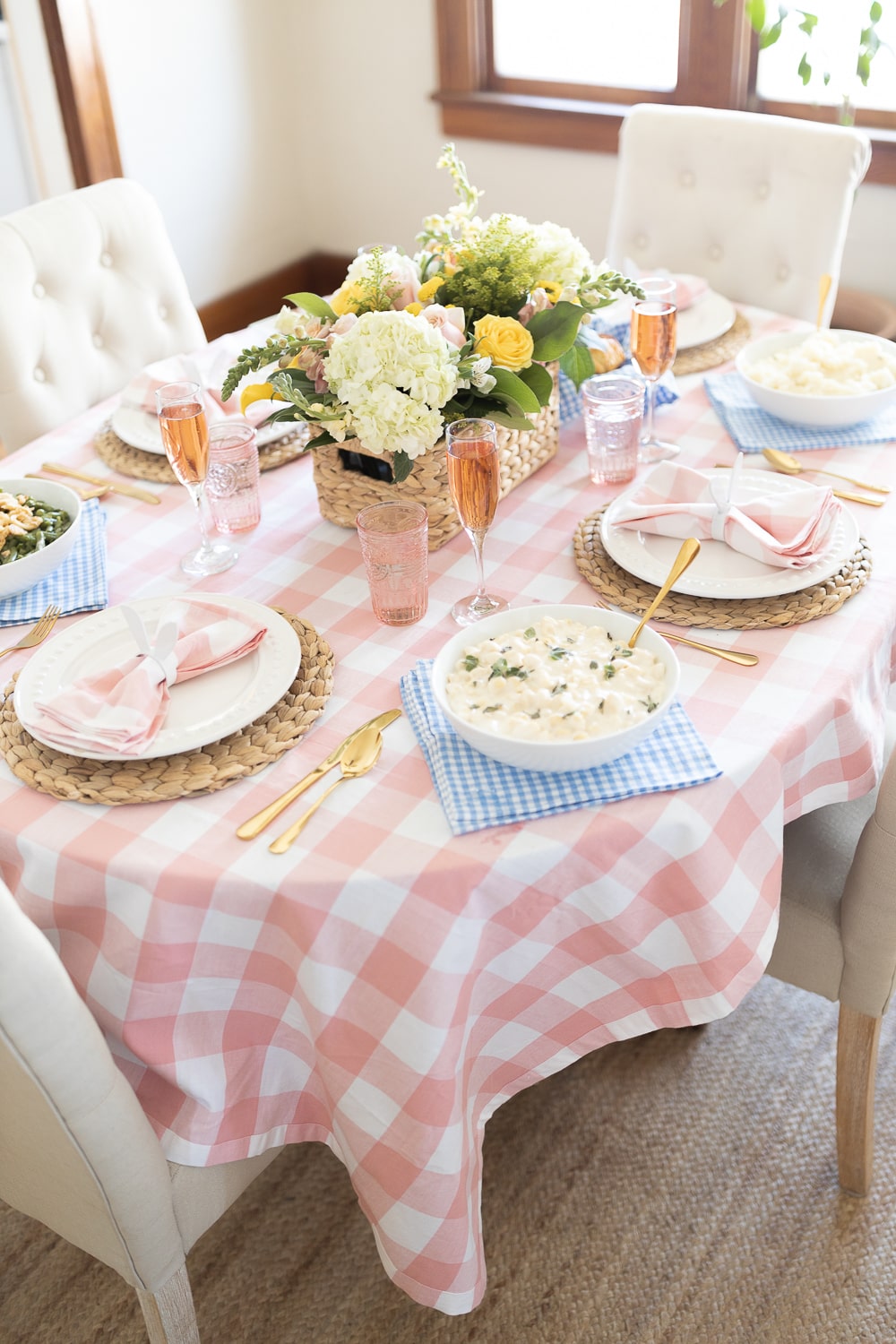 Easter dining table decor designed by blogger Stephanie Ziajka on Diary of a Debutante