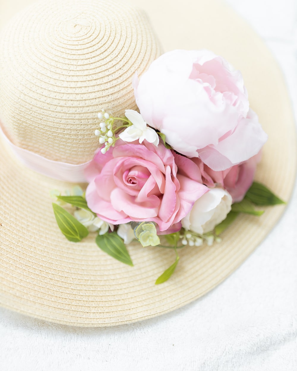 DIY Kentucky Derby hat ideas from southern blogger Stephanie Ziajka on Diary of a Debutante