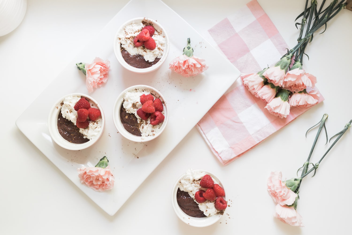 Healthy chocolate pudding made with chia seeds, date syrup, and cacao powder by blogger Stephanie Ziajka on Diary of a Debutante
