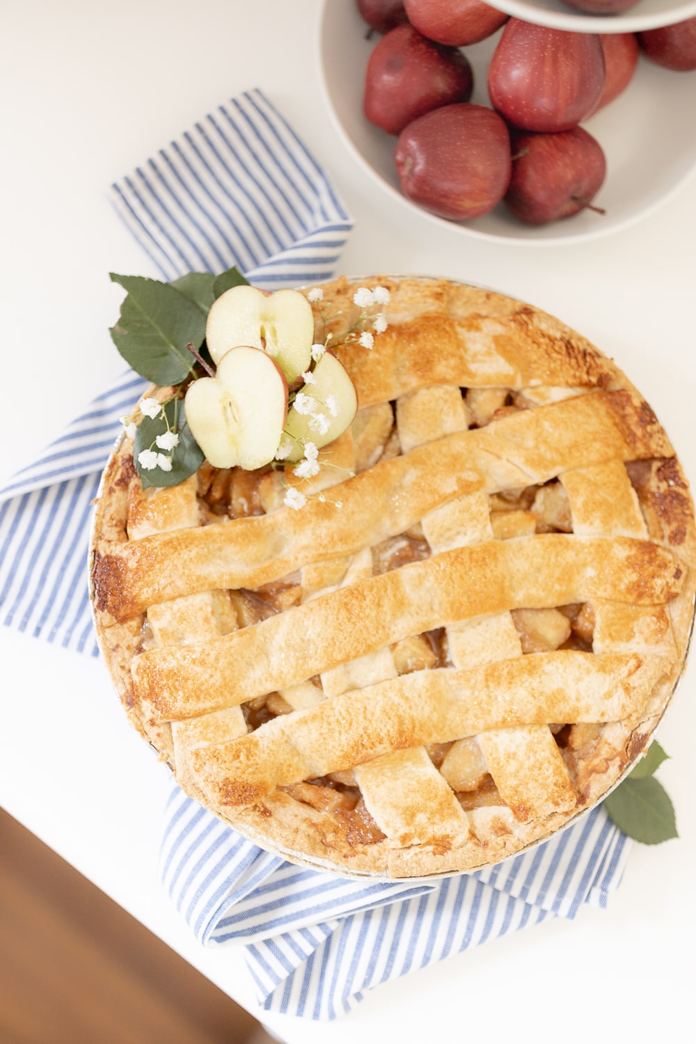 Hy-Vee apple pie prepared and decorated by blogger Stephanie Ziajka on Diary of a Debutante