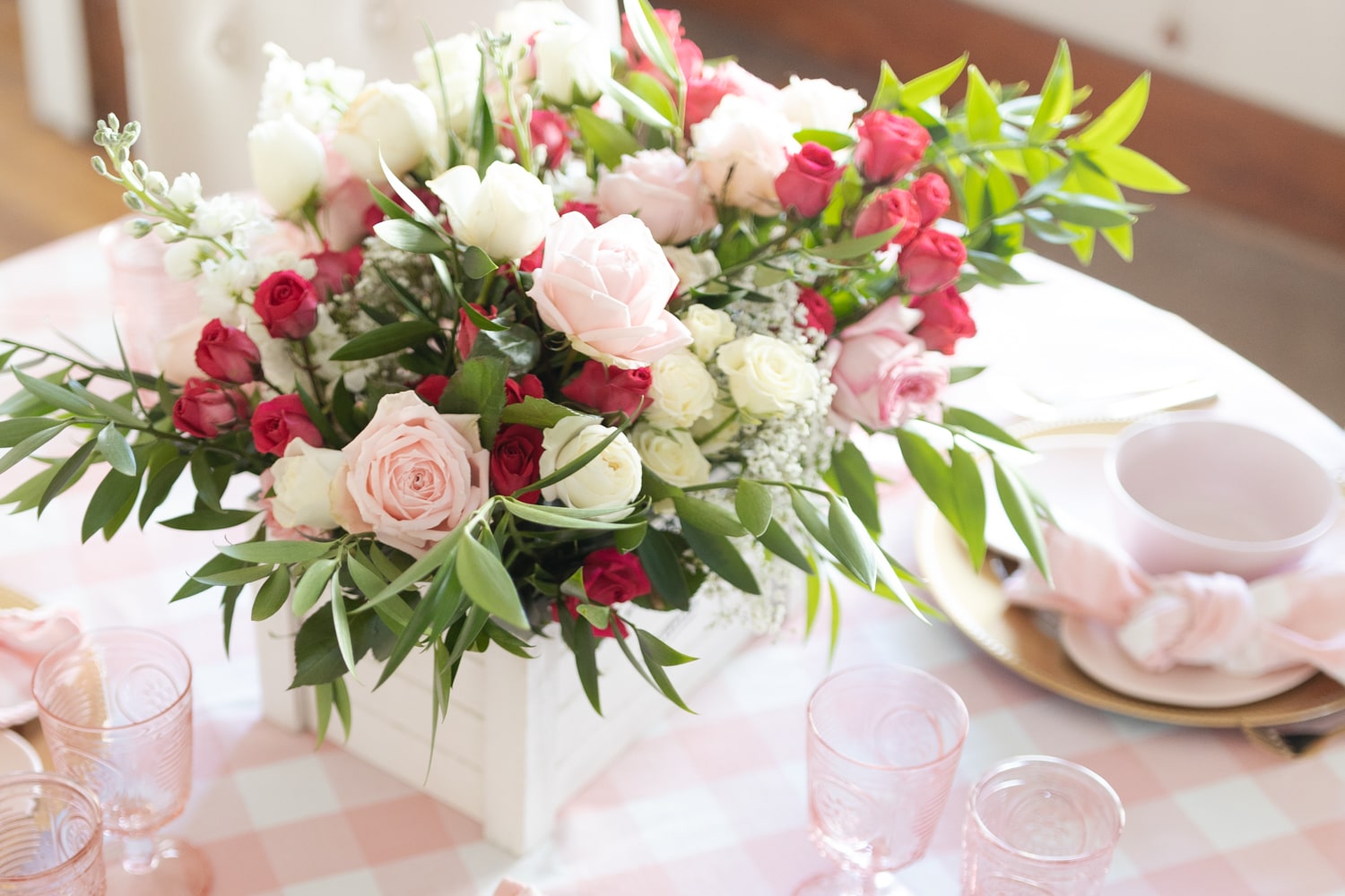 Valentine's table centerpiece designed by blogger Stephanie Ziajka on Diary of a Debutante