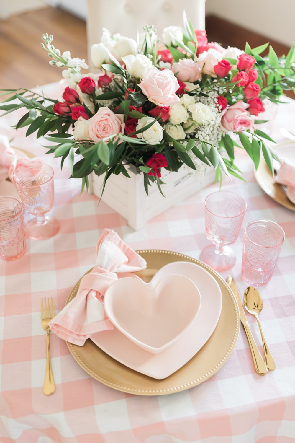 Pink valentines tablescape designed by blogger Stephanie Ziajka on Diary of a Debutante