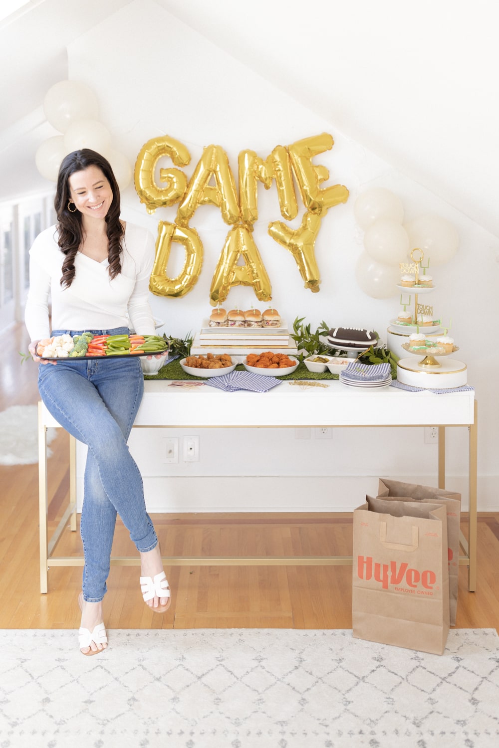 Game day food menu created for Hy-Vee by blogger Stephanie Ziajka on Diary of a Debutante
