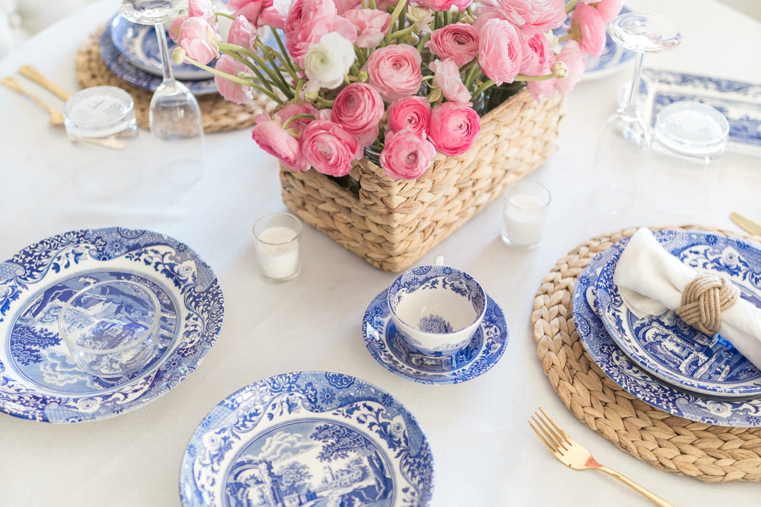 Romantic table setting for 2 designed by blogger Stephanie Ziajka on Diary of a Debutante