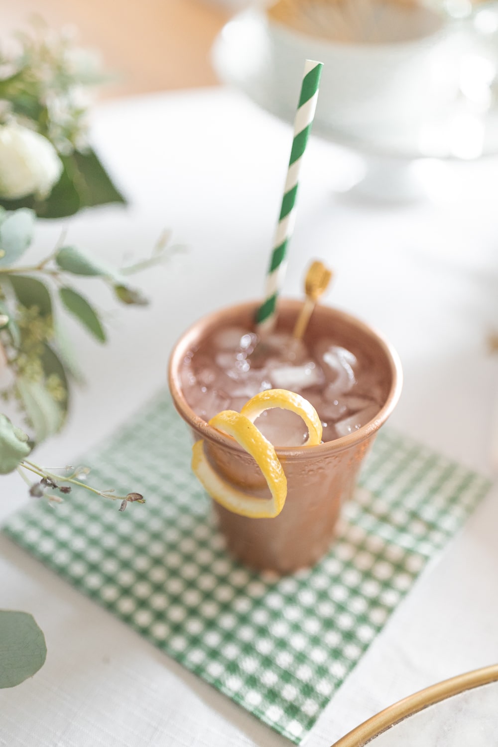 Blogger Stephanie Ziajka shares ideas for Derby Day cocktails on Diary of a Debutante
