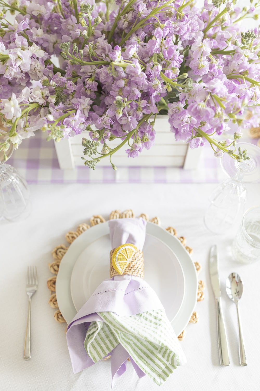 Mother's Day table setting ideas from blogger Stephanie Ziajka on Diary of a Debutante