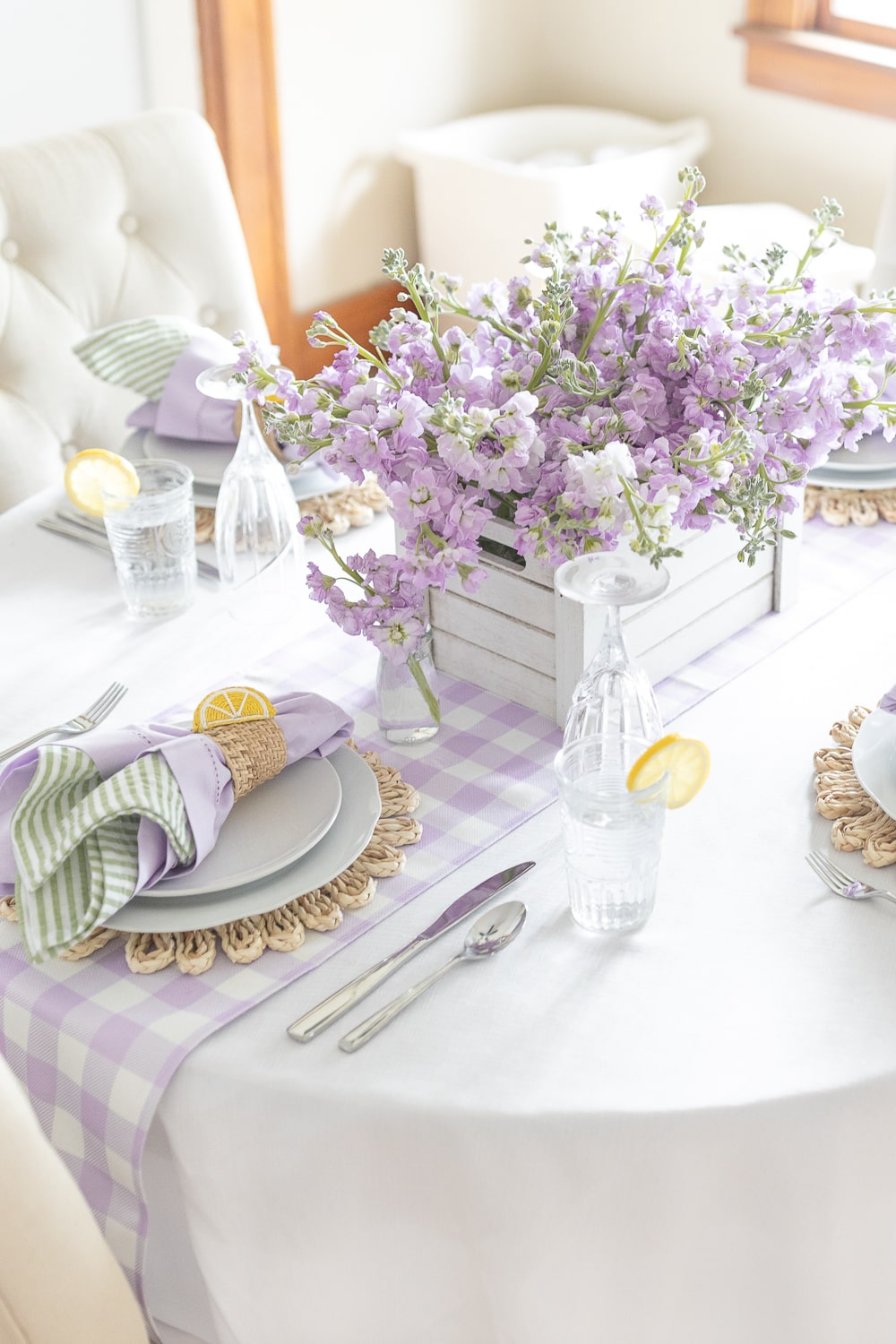 mother's day brunch table setting ideas from blogger Stephanie Ziajka on Diary of a Debutante