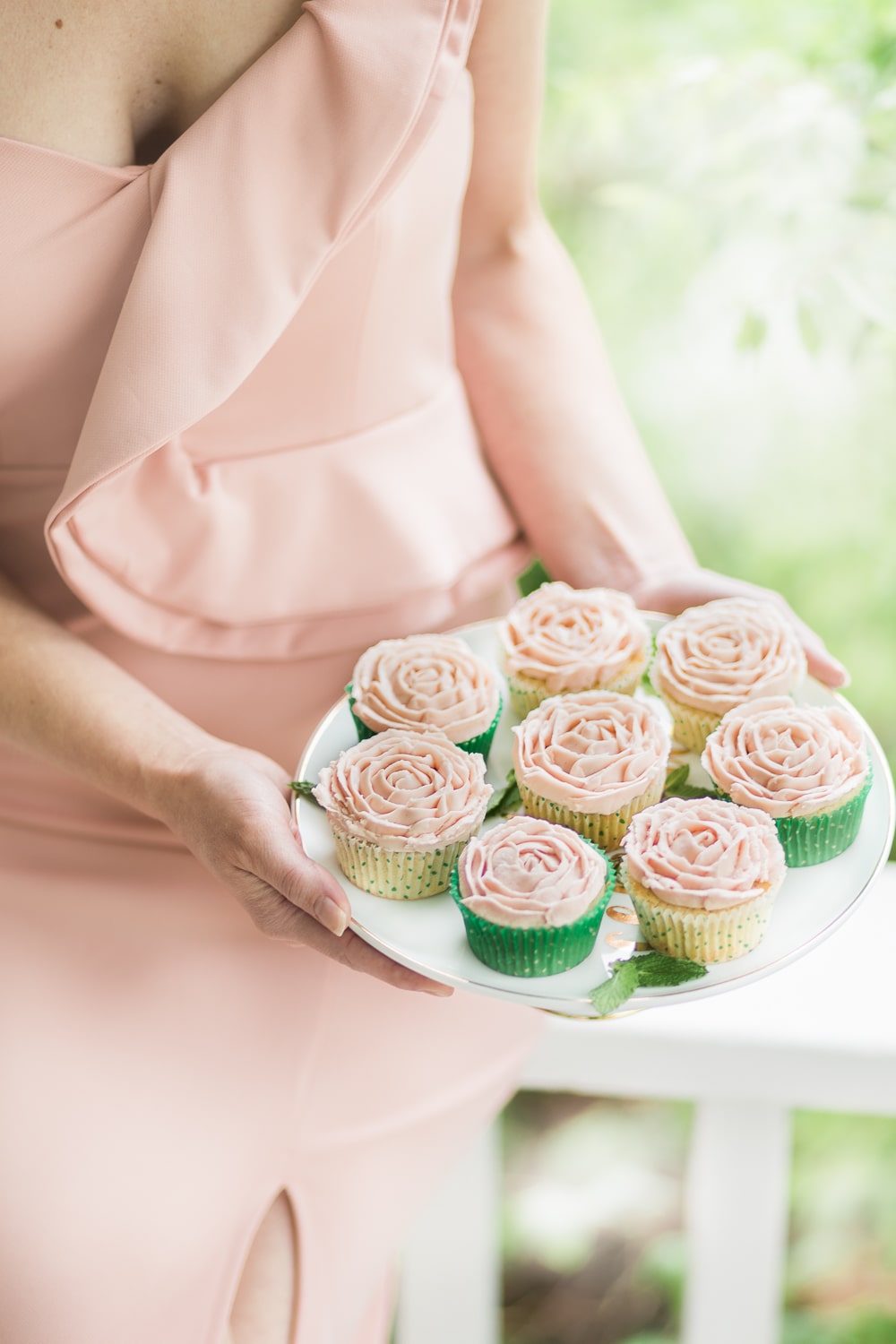 Mint julep cupcakes baked by blogger Stephanie Ziajka on Diary of a Debutante