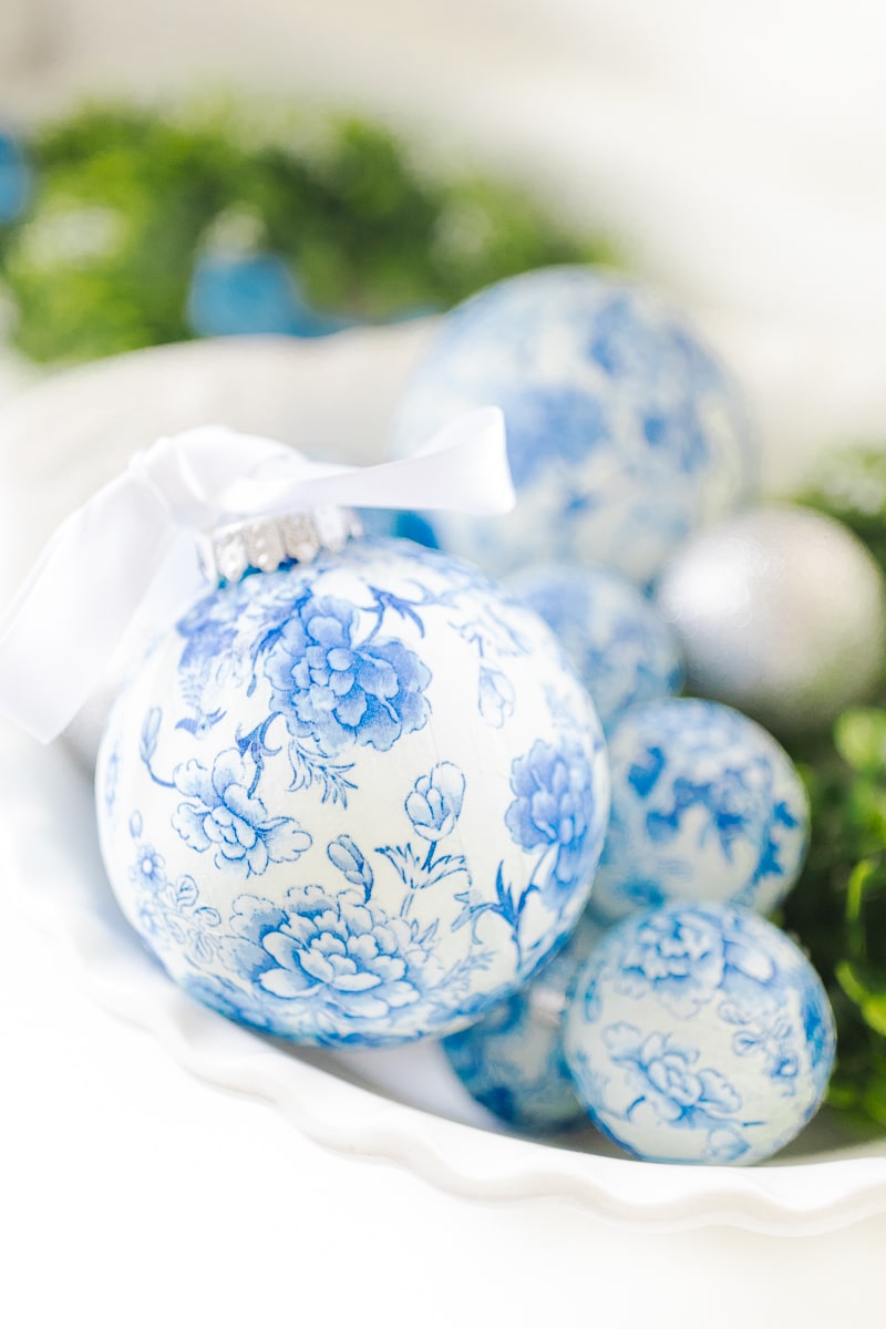 DIY chinoiserie christmas ornaments created by DIY blogger Stephanie Ziajka from Diary of a Debutante